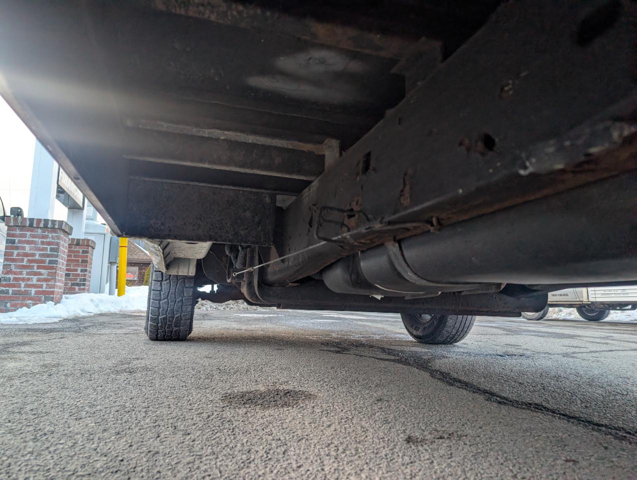 GMC Savana G3500 139 in. 2016