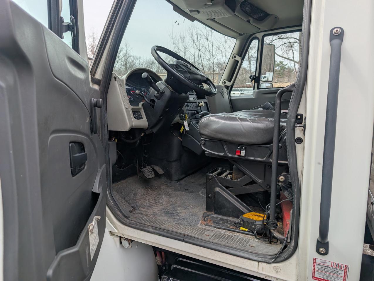 International 4300  2012