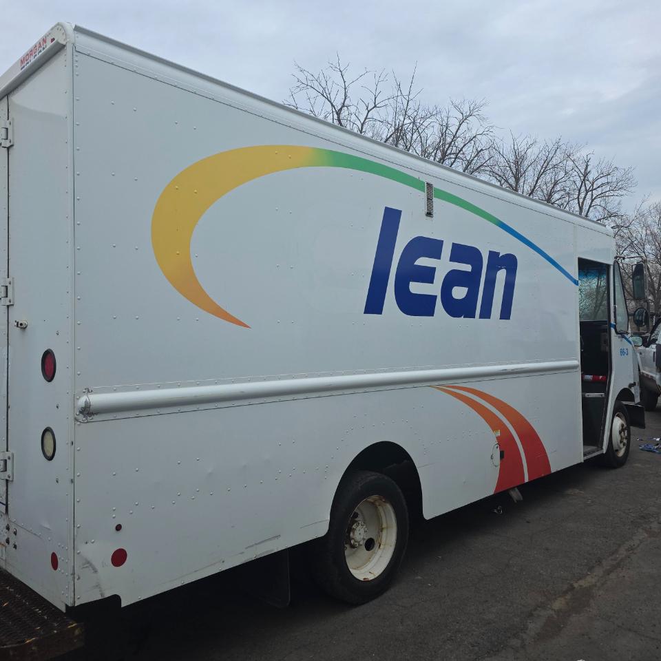 Freightliner MT45  2014