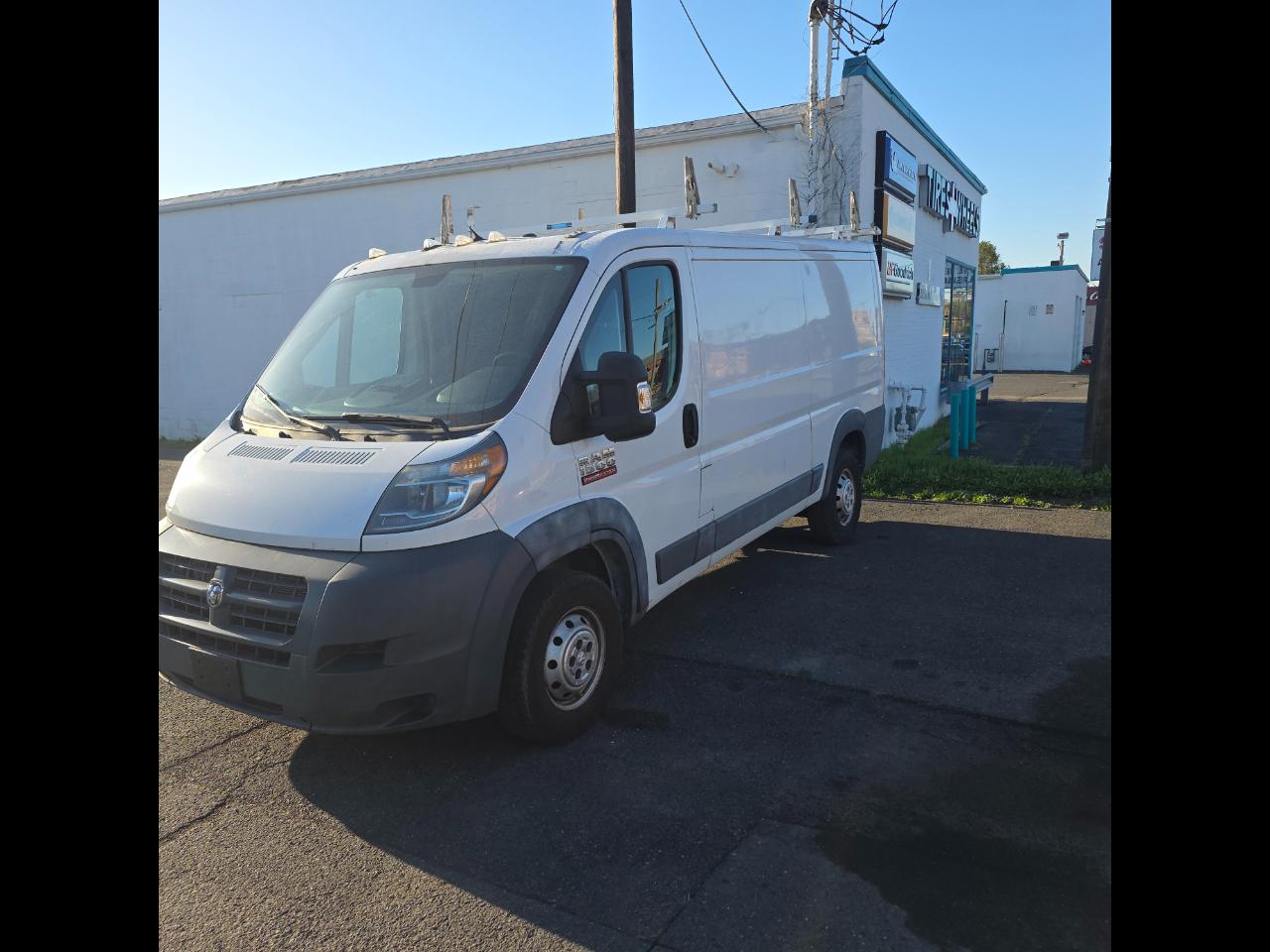 RAM Promaster 1500 Low Roof Tradesman 136-in. WB 2016