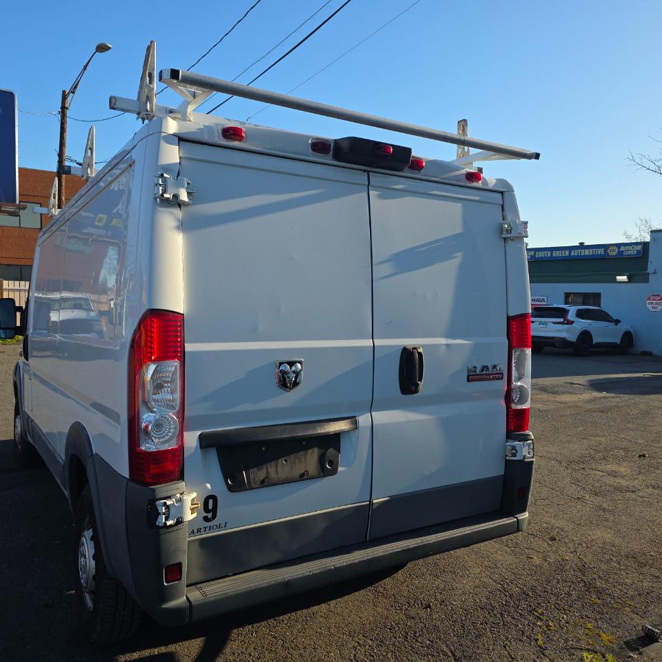 RAM Promaster 1500 Low Roof Tradesman 136-in. WB 2016