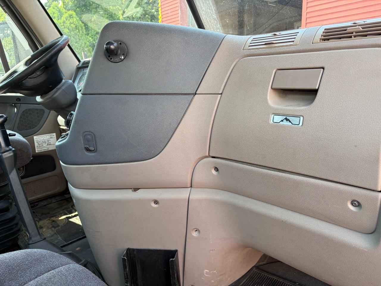 Freightliner Cascadia 125  2016