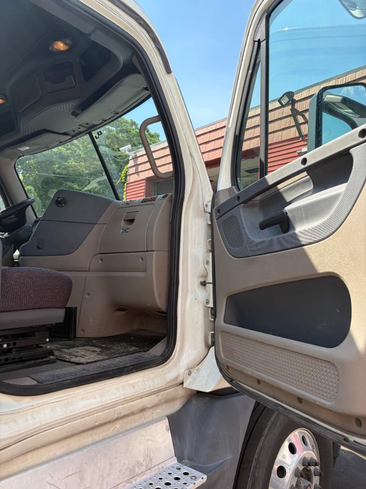 Freightliner Cascadia 125  2016