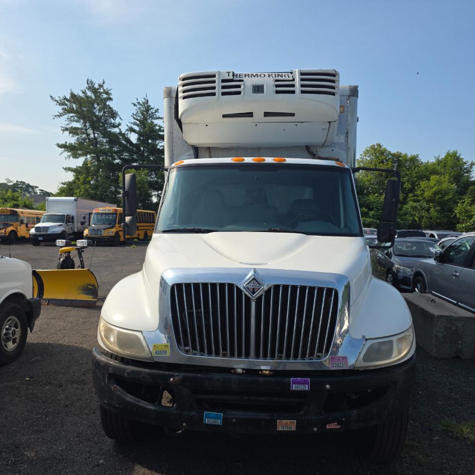 International 4300  2003