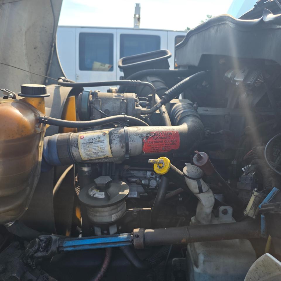 International 4300  2003