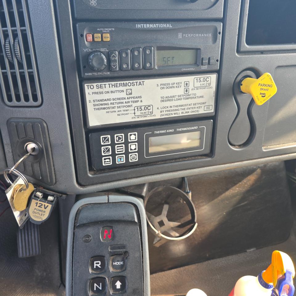 International 4300  2003