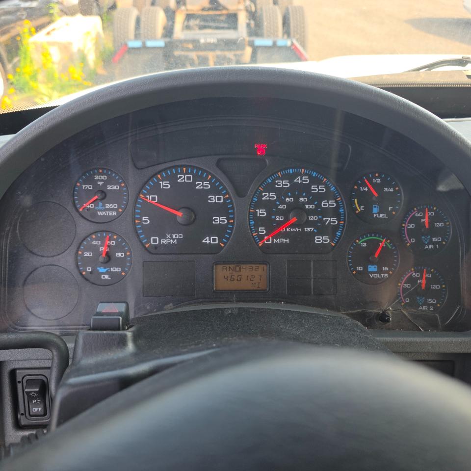 International 4300  2003