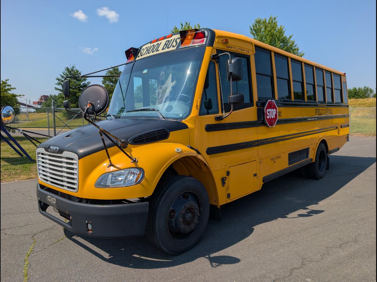 Freightliner B2 Bus Chassis  2015