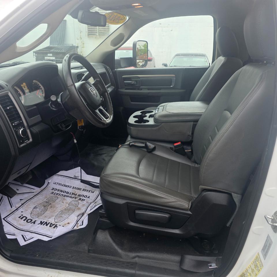RAM 5500 Regular Cab 4WD DRW 2016