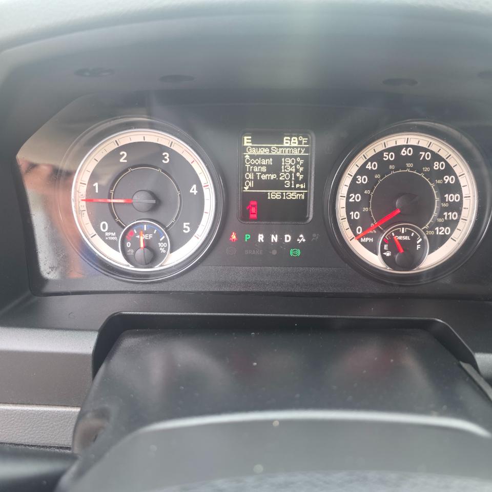 RAM 5500 Regular Cab 4WD DRW 2016