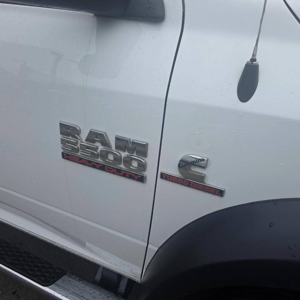 RAM 5500 Regular Cab 4WD DRW 2016