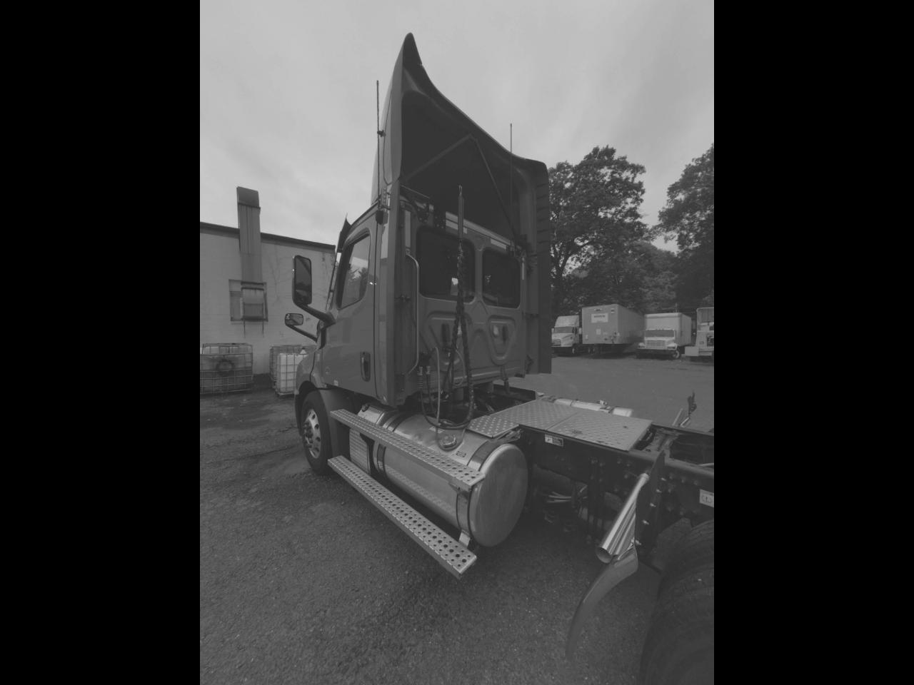 Freightliner Cascadia  2023