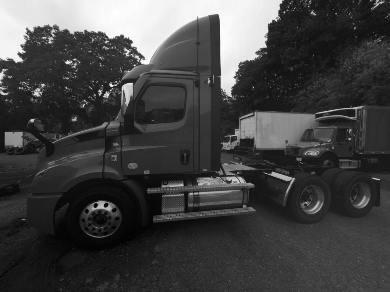 Freightliner Cascadia  2023