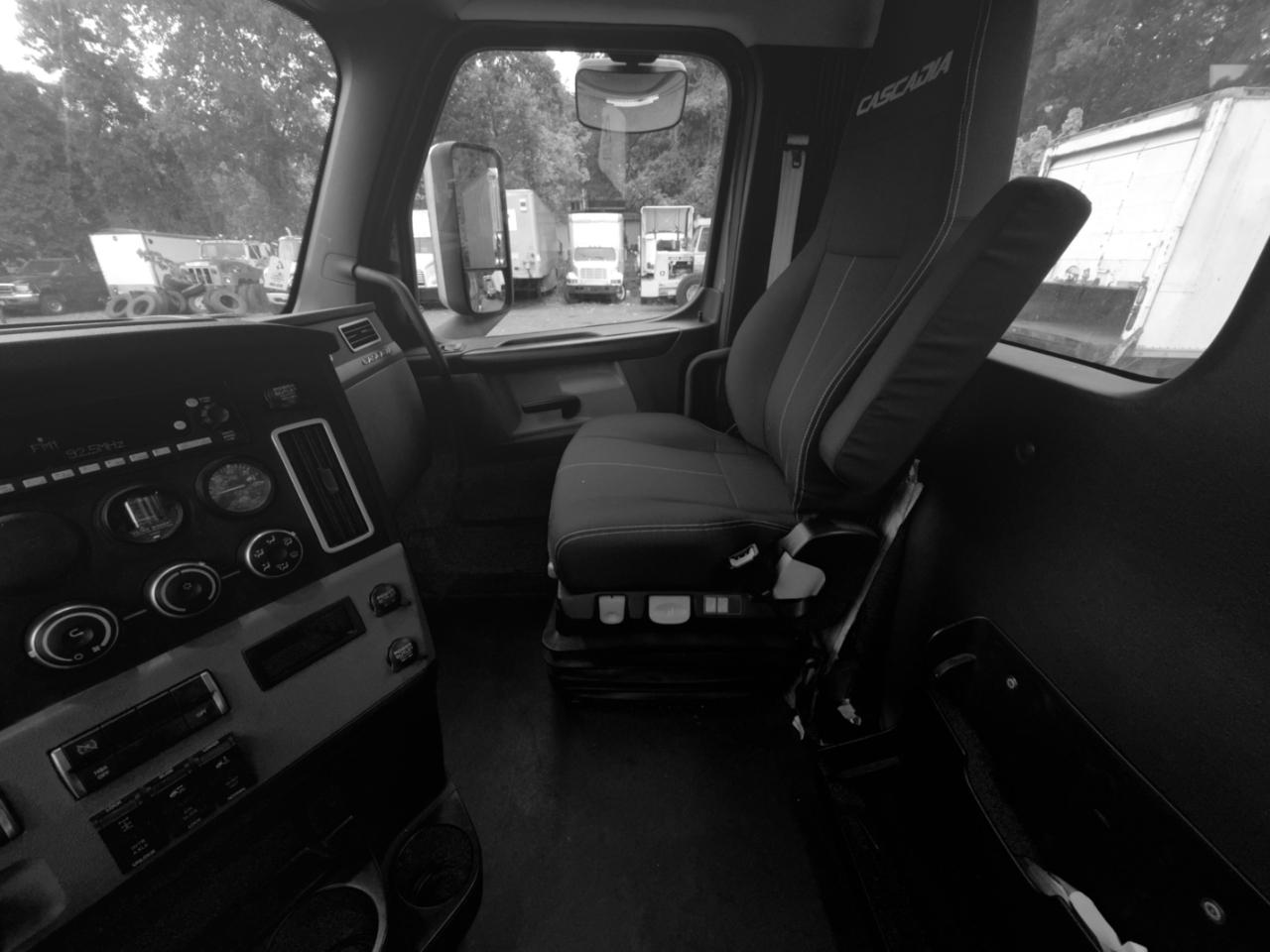 Freightliner Cascadia  2023