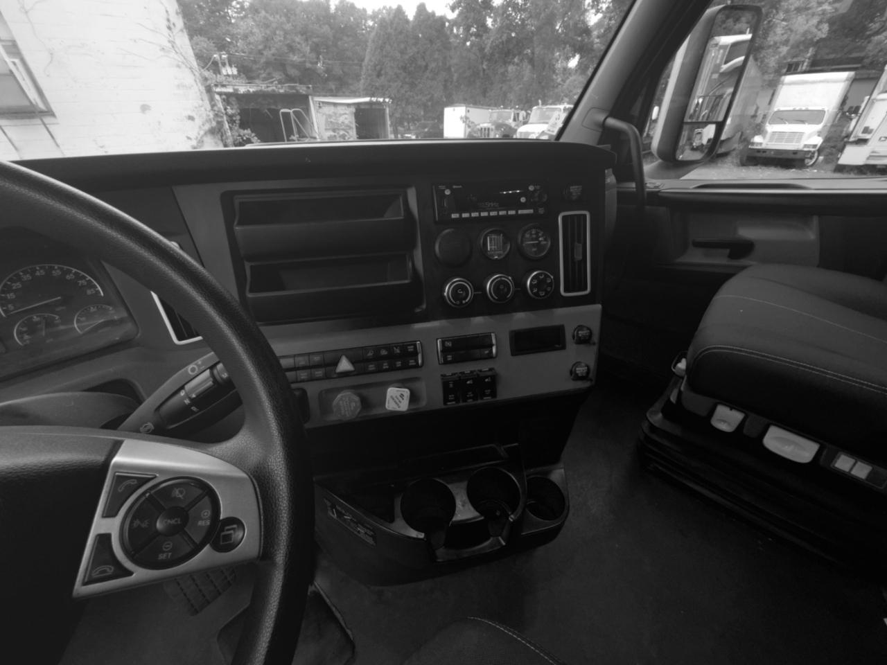 Freightliner Cascadia  2023