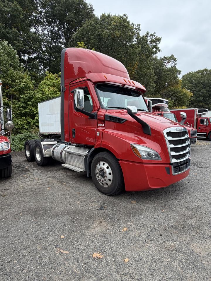 Freightliner Cascadia  2023