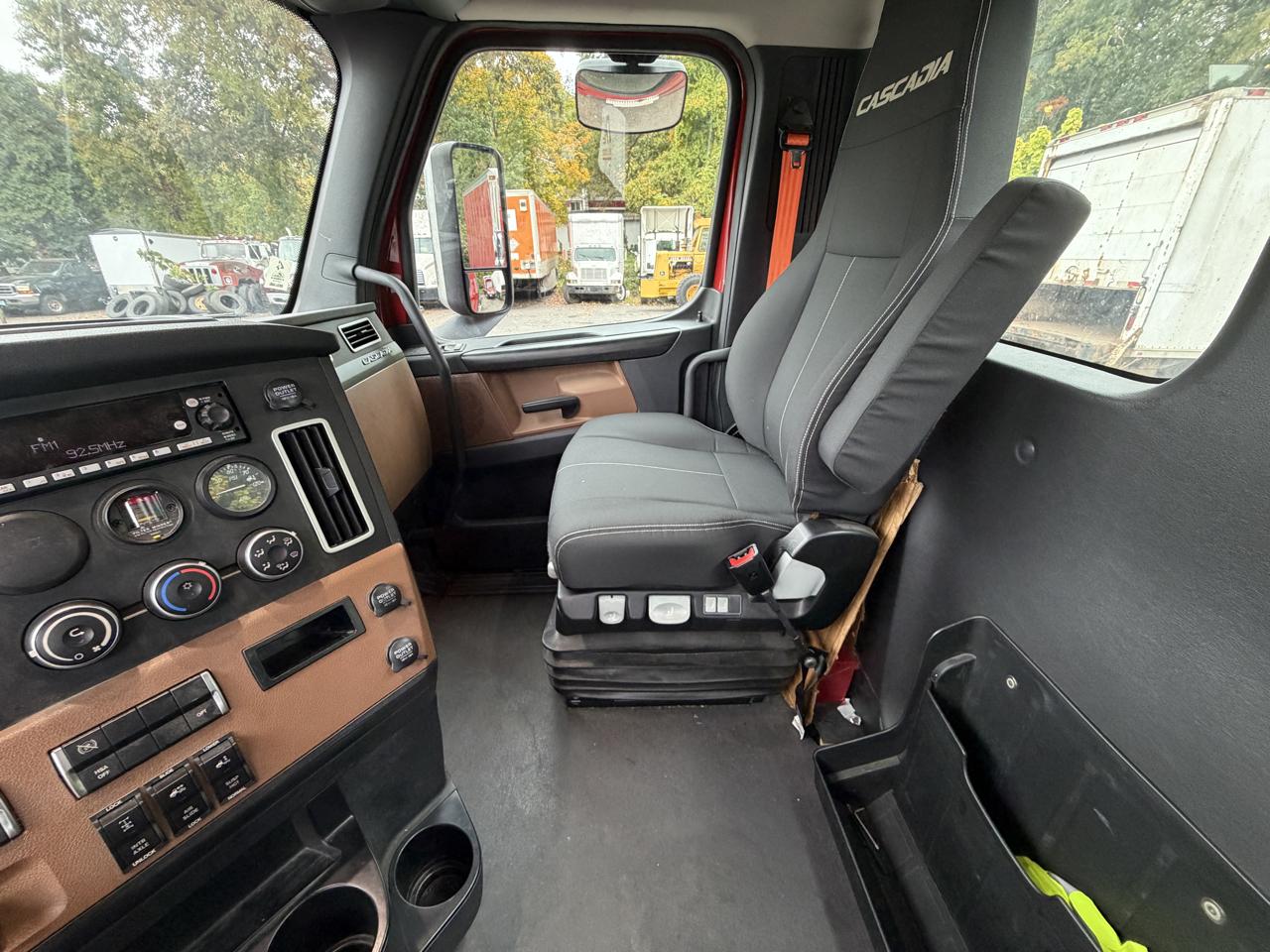 Freightliner Cascadia  2023