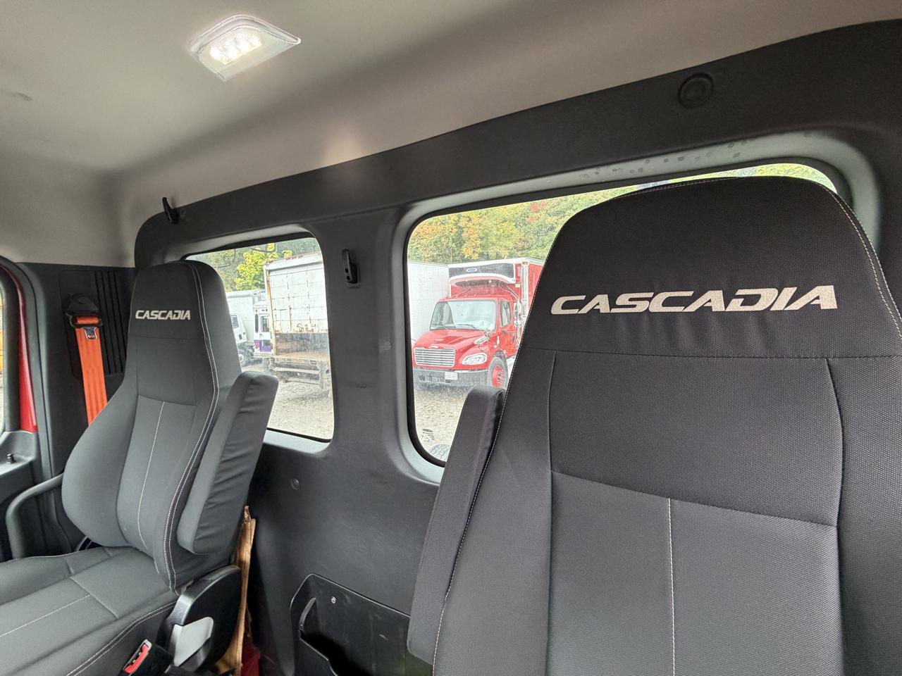 Freightliner Cascadia  2023