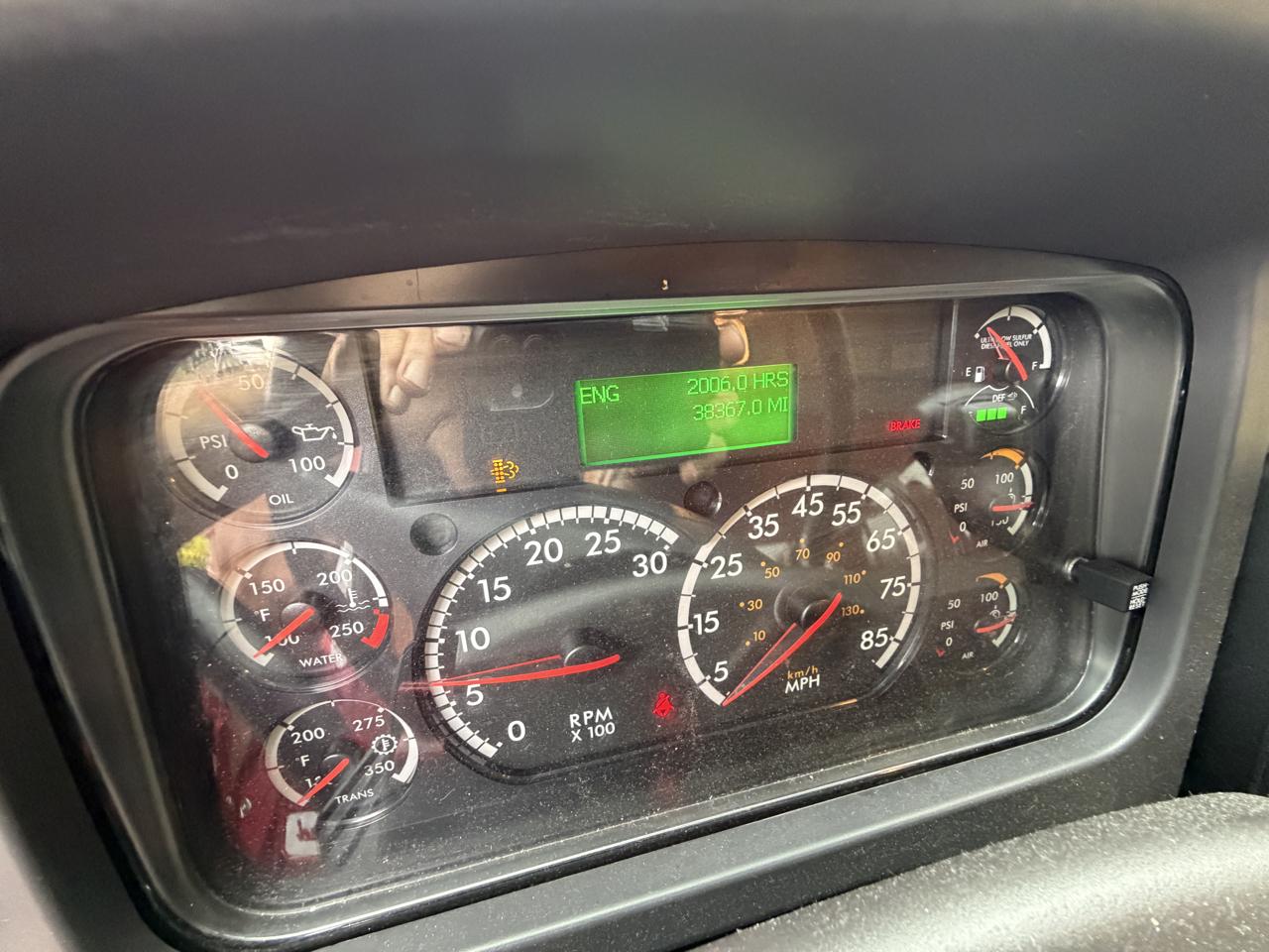 Freightliner M2 106  2023