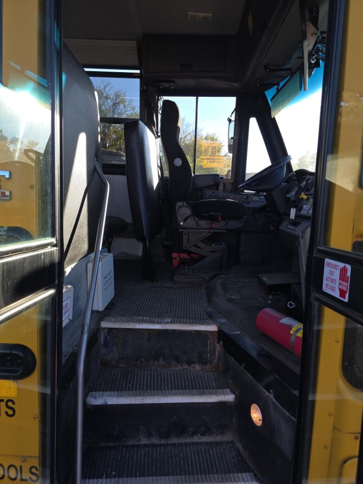 Freightliner B2 Bus Chassis  2015