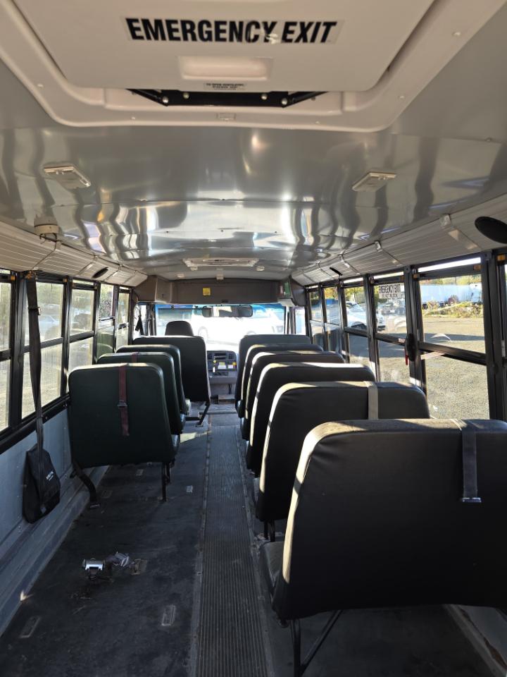 Freightliner B2 Bus Chassis  2015