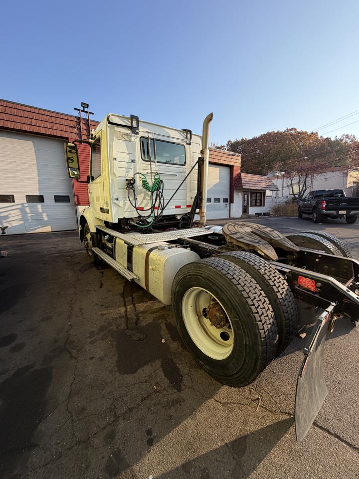 Volvo VNR  2020