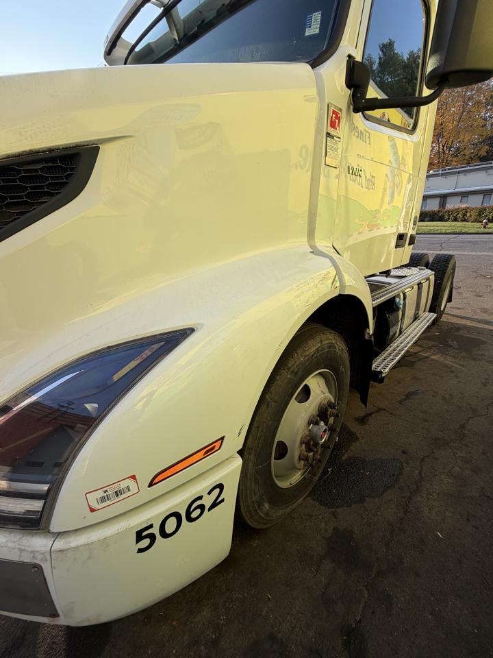 Volvo VNR  2020