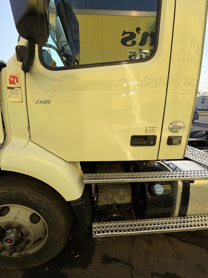Volvo VNR  2020
