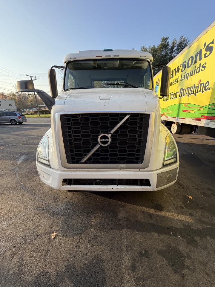 Volvo VNR  2020