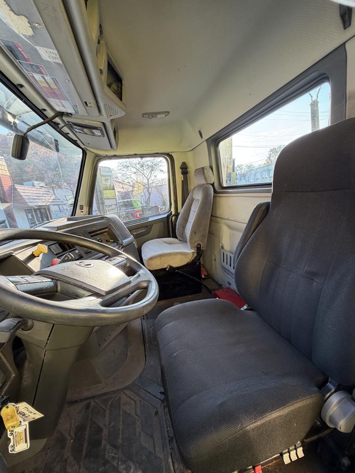 Volvo VNR  2020