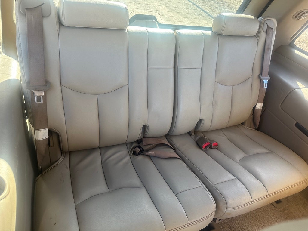 Chevrolet Tahoe 4WD 2004