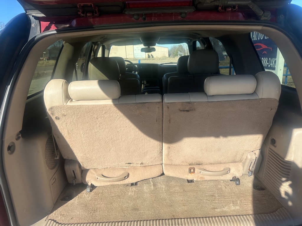 Chevrolet Tahoe 4WD 2004