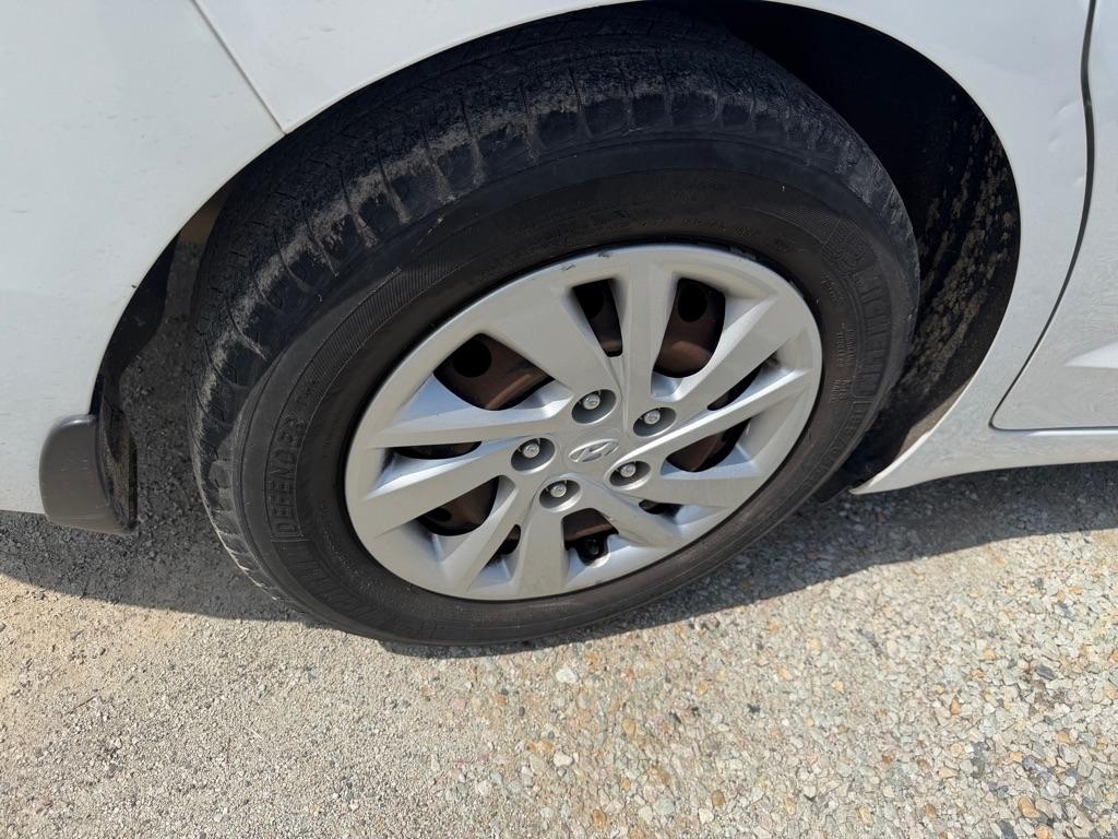 Hyundai Elantra SE 6M 2019