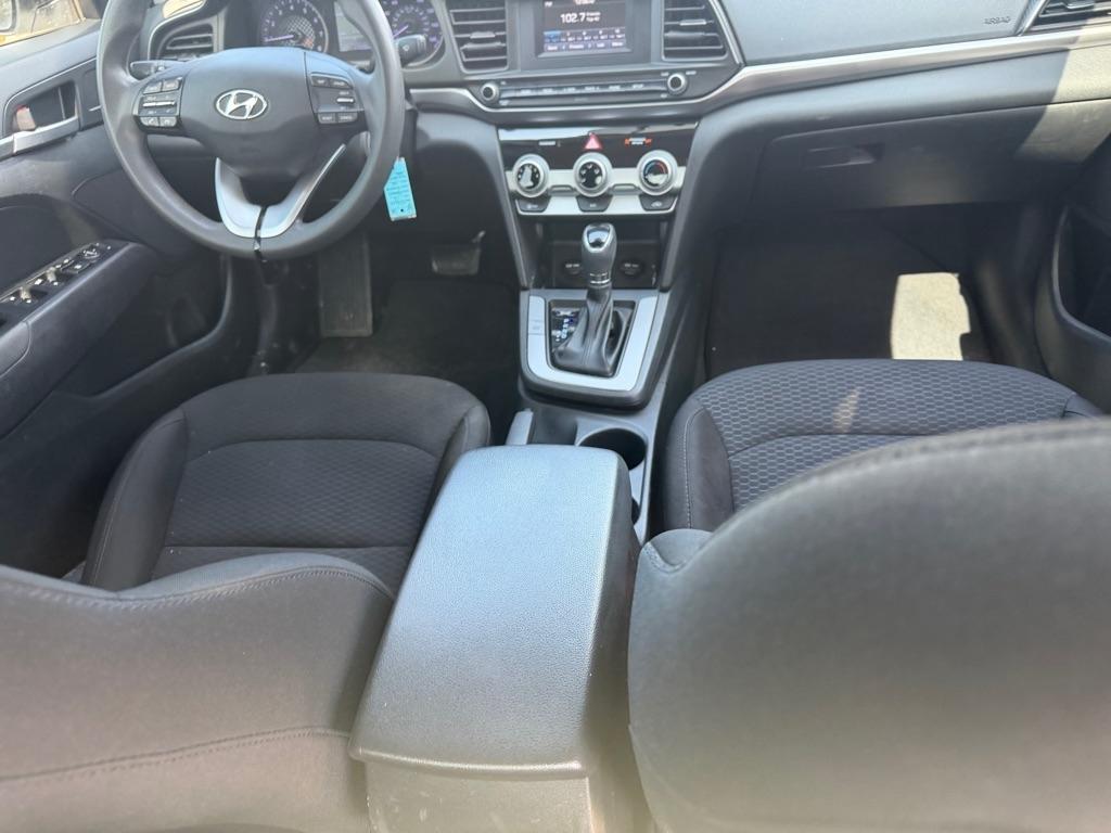 Hyundai Elantra SE 6M 2019