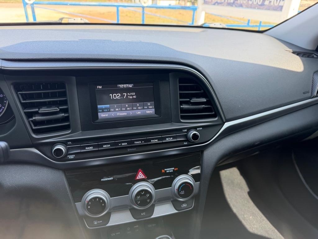 Hyundai Elantra SE 6M 2019