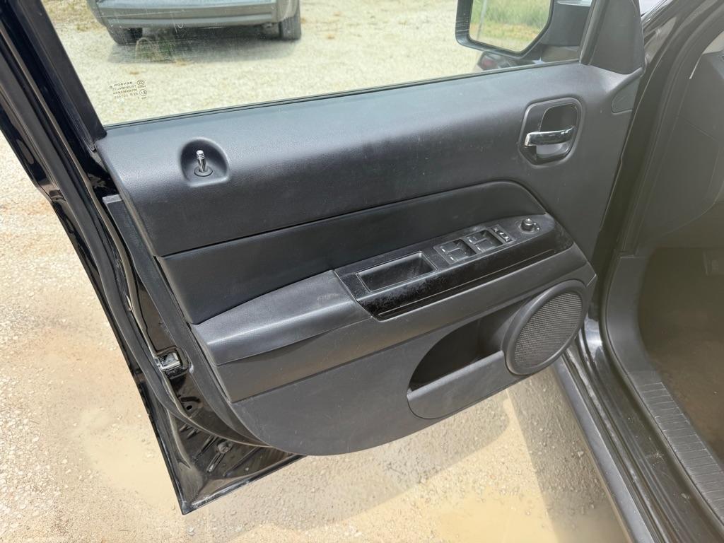 Jeep Patriot Sport 2WD 2014