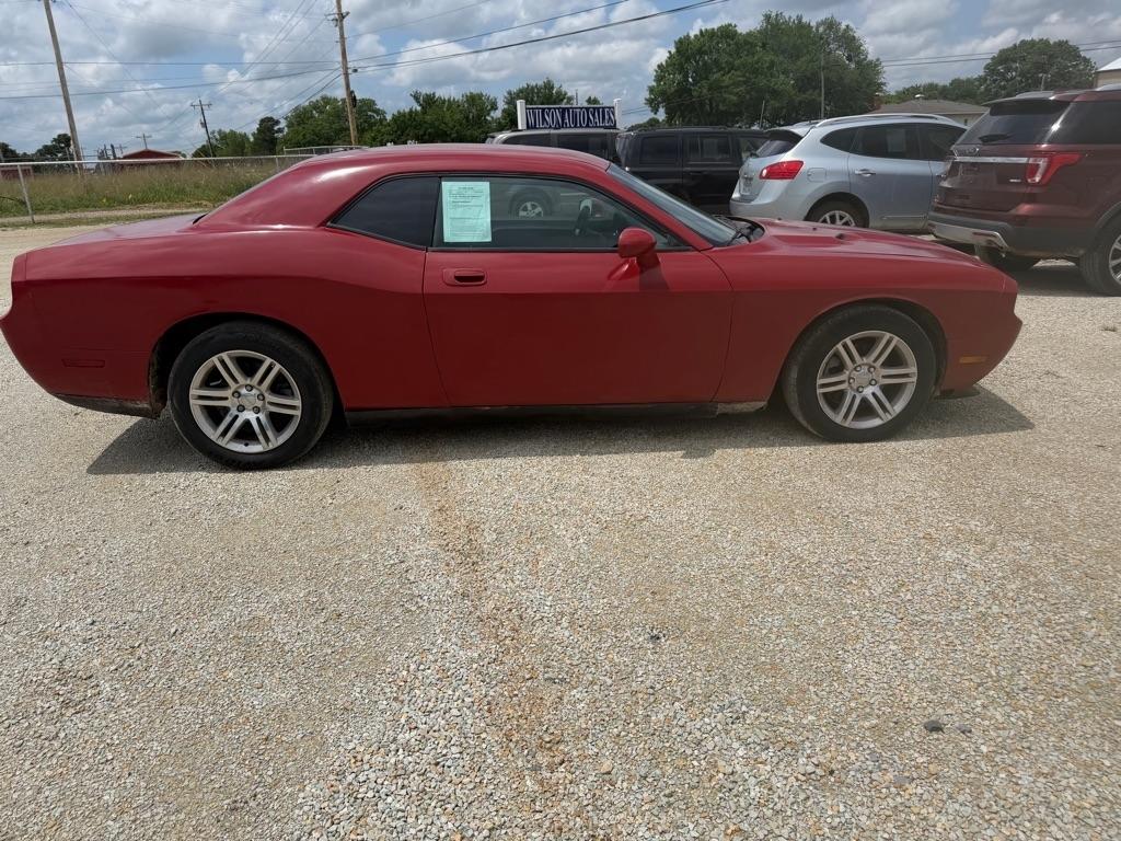 Dodge Challenger SE 2010