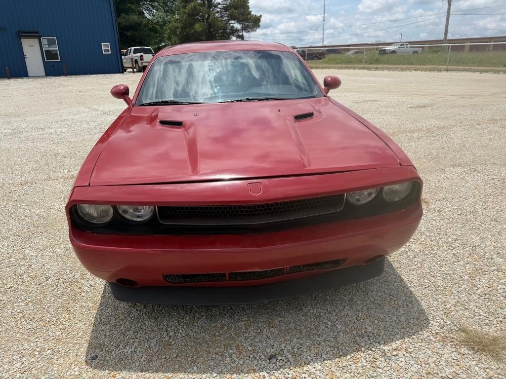 Dodge Challenger SE 2010