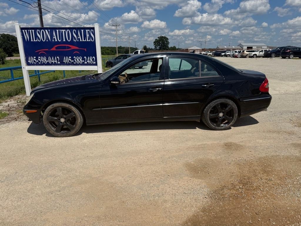 Mercedes-Benz E-Class E350 4MATIC Sedan 2009