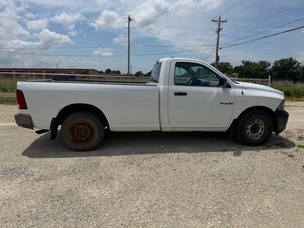 Dodge 1500 ST LWB 2WD 2010