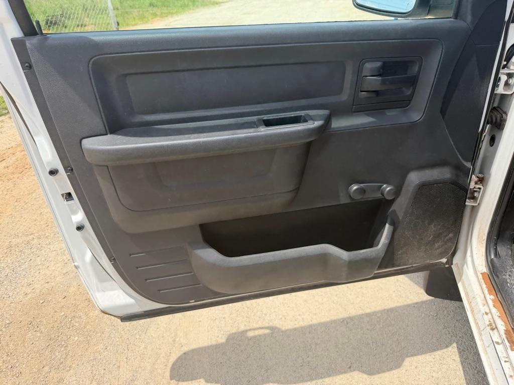 Dodge 1500 ST LWB 2WD 2010