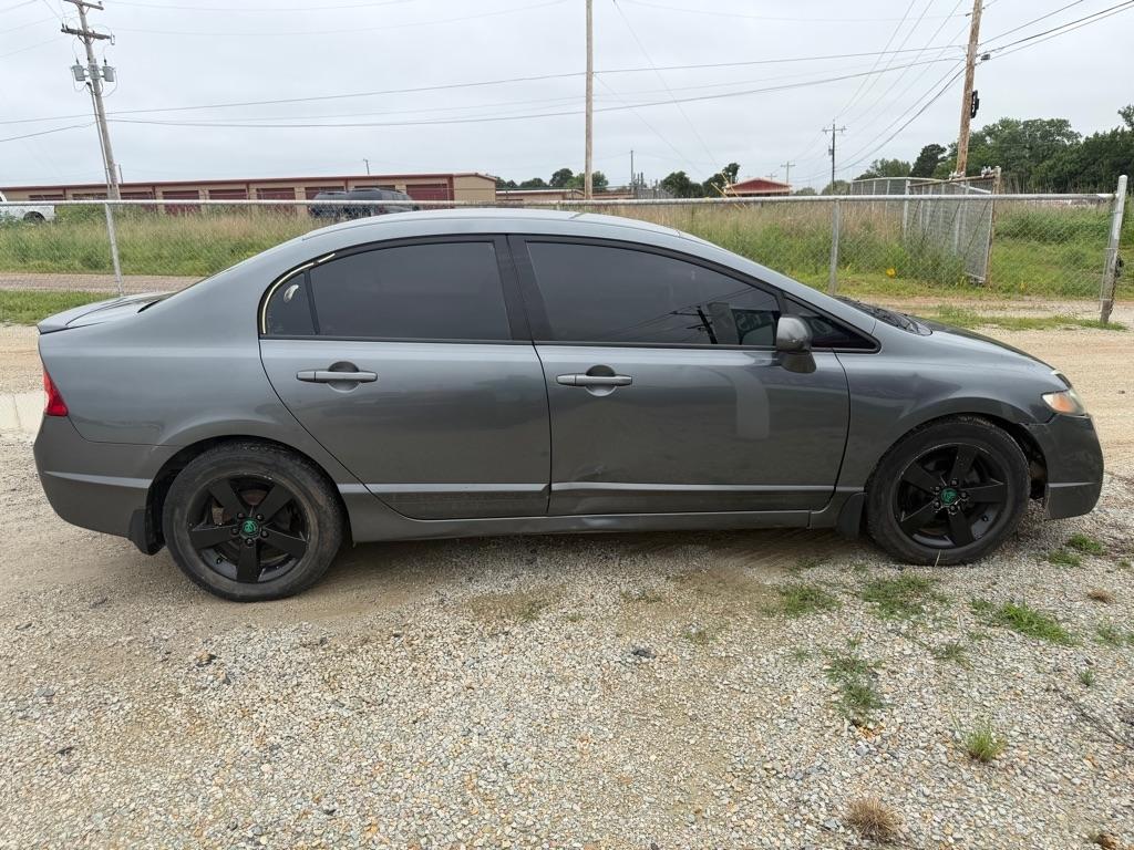 Honda Civic LX-S Sedan 5-Speed AT 2010