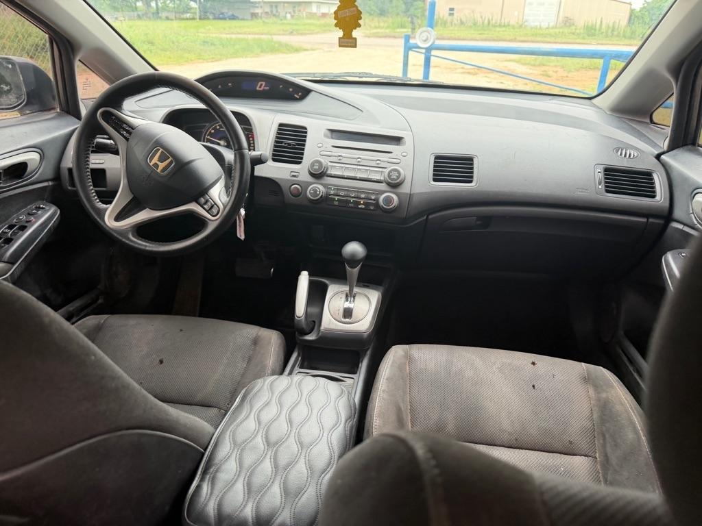 Honda Civic LX-S Sedan 5-Speed AT 2010