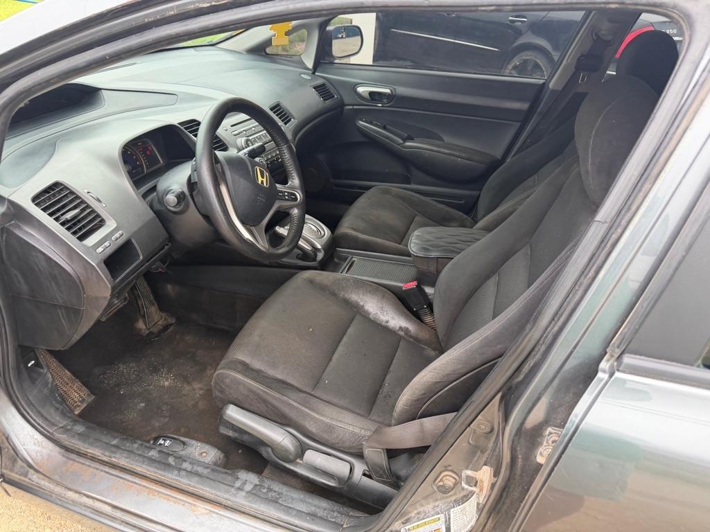Honda Civic LX-S Sedan 5-Speed AT 2010