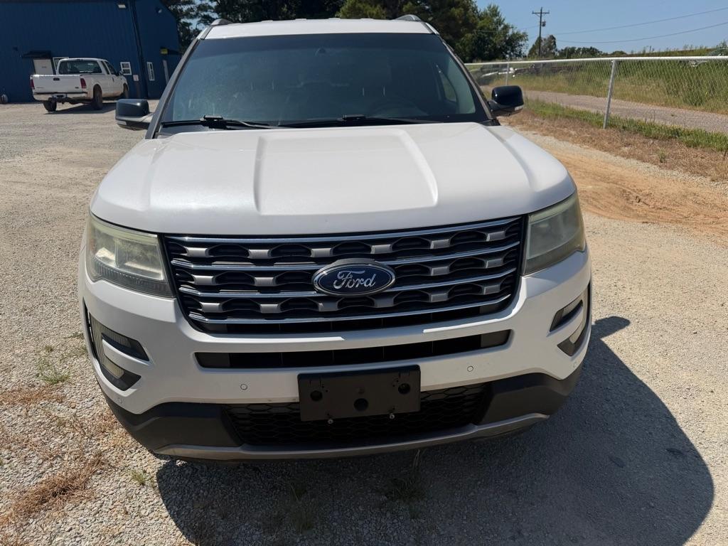 Ford Explorer XLT FWD 2017