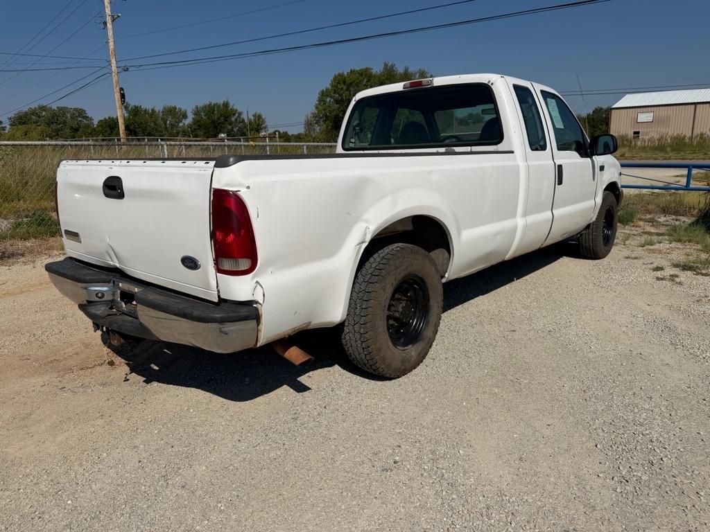 Ford F-250 SD XL SuperCab Long Bed 2WD 2001