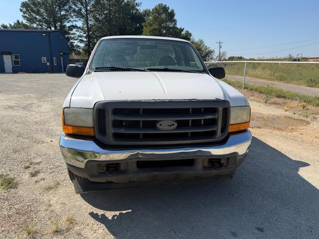Ford F-250 SD XL SuperCab Long Bed 2WD 2001