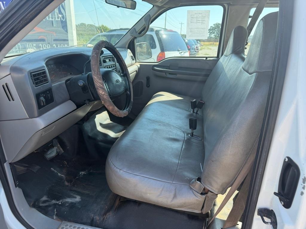 Ford F-250 SD XL SuperCab Long Bed 2WD 2001