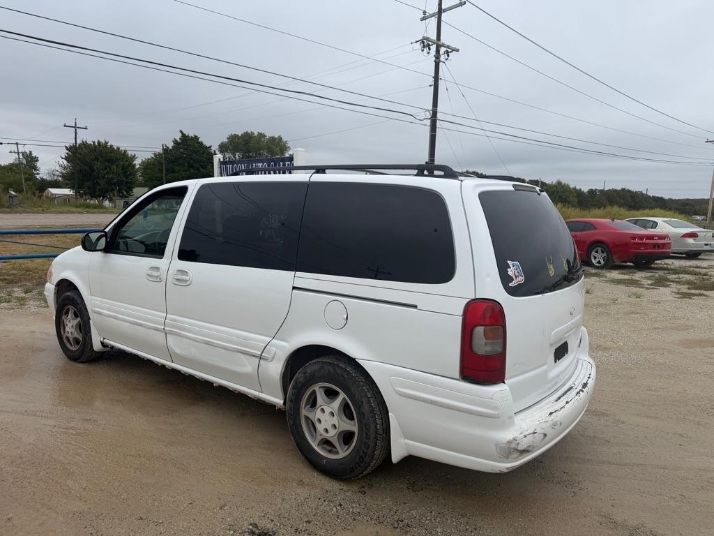 Oldsmobile Silhouette GL 2000