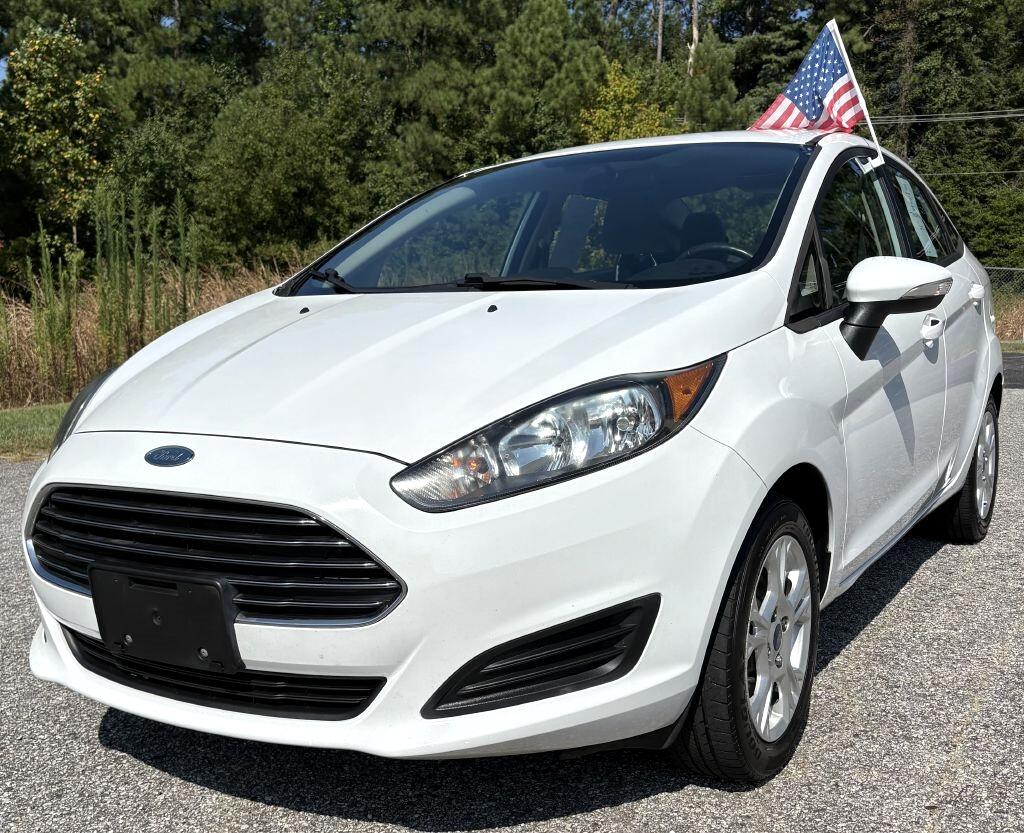 2016 Ford Fiesta SE Sedan